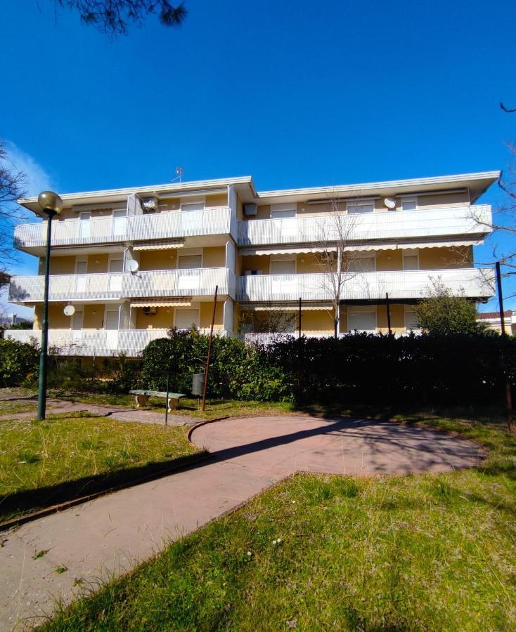 Villa Ambra Bibione Exterior foto