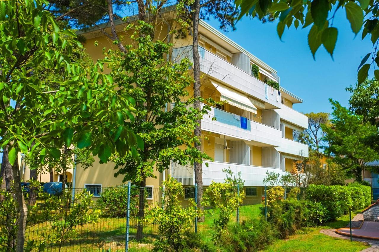 Villa Ambra Bibione Exterior foto